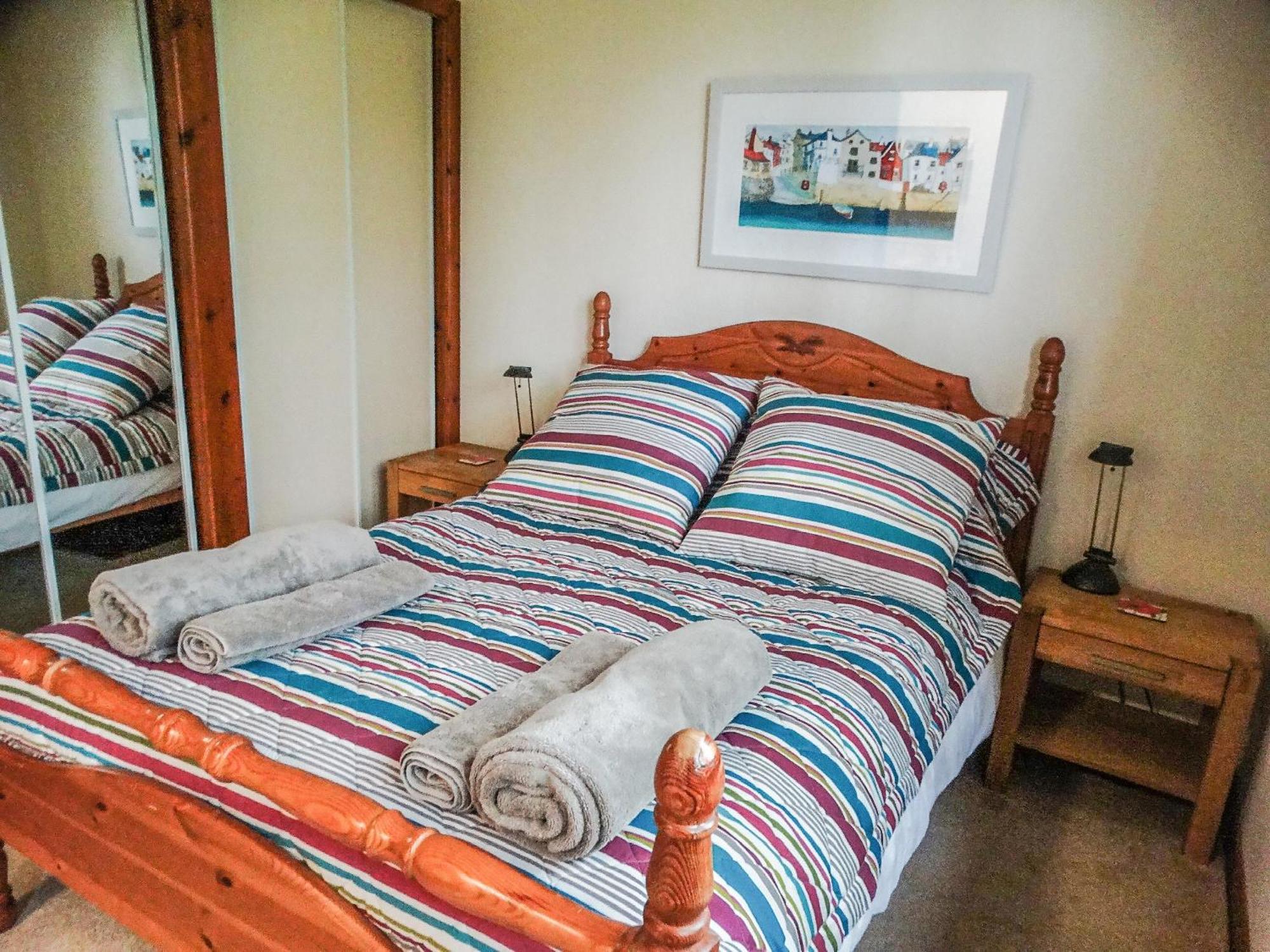 Scobach Lodge Turriff Екстериор снимка